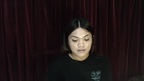 urhottie_bella online show from March 27, 8:26 am