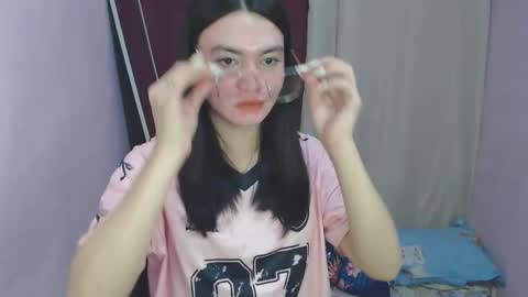 Katey online show from April 12, 6:13 pm