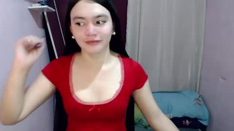 Snapshot of urhottiest_katey chatting on June 18, 4:46 am Katey online show from June 18, 4:46 am