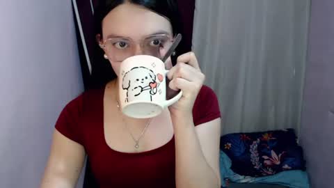Snapshot of urhottiest_katey chatting on June 30, 4:57 am Katey online show from June 30, 4:57 am