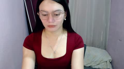 Snapshot of urhottiest_katey chatting on July 10, 5:34 am Katey online show from July 10, 5:34 am