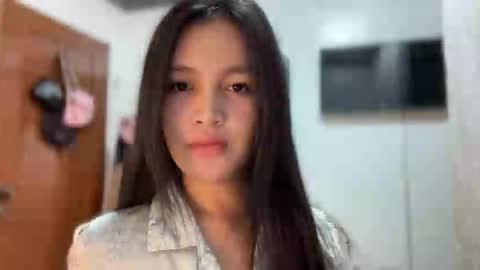 Amira online show from September 26, 12:47 am