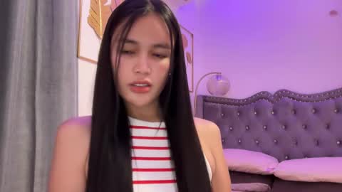 Amira online show from October 25, 1:02 am