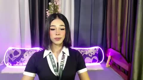 Snapshot of urlovely_jemma chatting on May 3, 10:49 pm urlovely_jemma online show from May 3, 10:49 pm