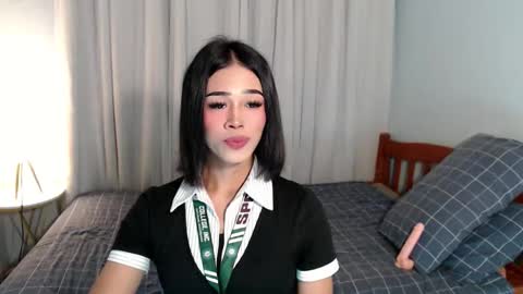 Snapshot of urlovely_jemma chatting on May 20, 12:11 pm urlovely_jemma online show from May 20, 12:11 pm