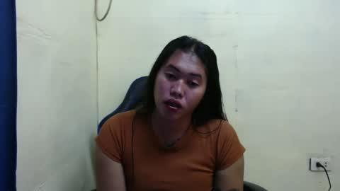 Snapshot of urlovely_sofie chatting on September 29, 4:01 pm Sofie online show from September 29, 4:01 pm