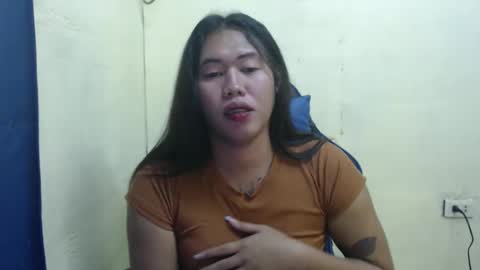 Snapshot of urlovely_sofie chatting on October 2, 5:31 pm Sofie online show from October 2, 5:31 pm