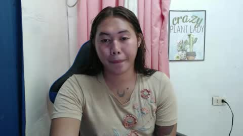 Snapshot of urlovely_sofie chatting on November 13, 12:26 pm Sofie online show from November 13, 12:26 pm