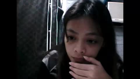 Snapshot of urlovely_yang03 chatting on December 18, 3:40 pm juliana online show from December 18, 3:40 pm