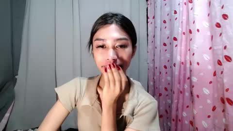 Snapshot of urloverjasmine_xx chatting on May 9, 6:24 pm urloverjasmine_xx online show from May 9, 6:24 pm