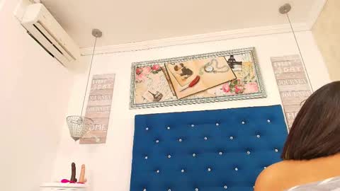 Love online show from March 3, 6:14 pm