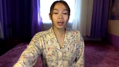 Snapshot of urlvelvypinoy chatting on July 14, 1:30 am Arney online show from July 14, 1:30 am