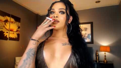 UrMajestyTyra online show from March 9, 1:20 am