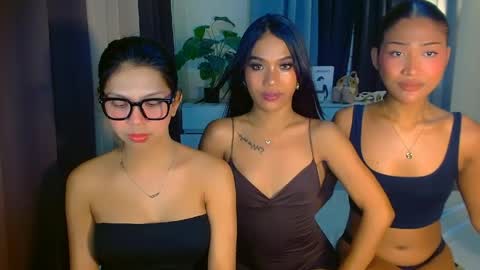 ur fave sanya online show from April 20, 6:20 pm