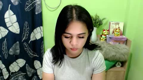 urmystical_sofie online show from October 4, 10:46 am