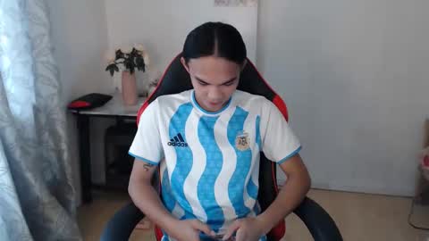 Snapshot of urnaughtysexy_alina chatting on September 24, 7:33 am Your sexy alina online show from September 24, 7:33 am