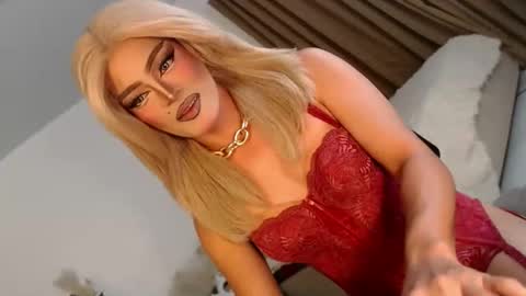 Snapshot of urnauthy_ciliaxxx chatting on April 30, 6:25 pm cecilia online show from April 30, 6:25 pm