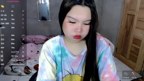 Snapshot of urpinayslutxxx chatting on June 12, 4:33 am Jane online show from June 12, 4:33 am