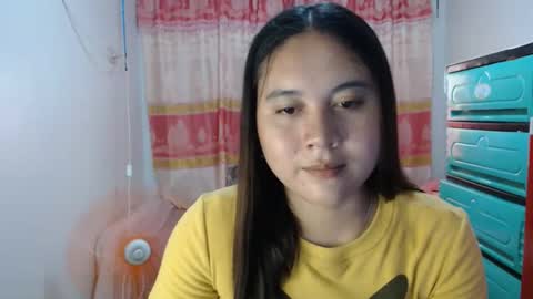 Lyn online show from March 8, 2:04 am