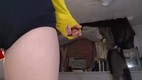 Snapshot of ursecretaddiction chatting on May 9, 2:17 am Maxi Mills . My Orgasm is in your hands Private is Open online show from May 9, 2:17 am