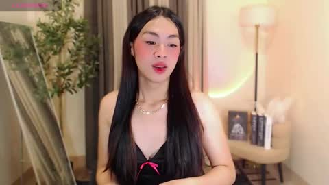 Snapshot of ursexxy_abby chatting on May 16, 2:19 am abby online show from May 16, 2:19 am