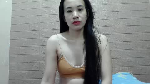 Snapshot of ursexychix_4u chatting on February 26, 8:22 pm ursexychix_4u online show from February 26, 8:22 pm