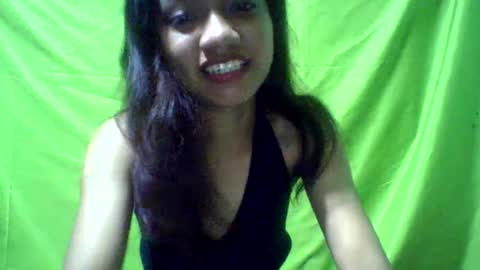 Snapshot of ursexydoll18 chatting on January 11, 12:07 pm Darlyn room online show from January 11, 12:07 pm