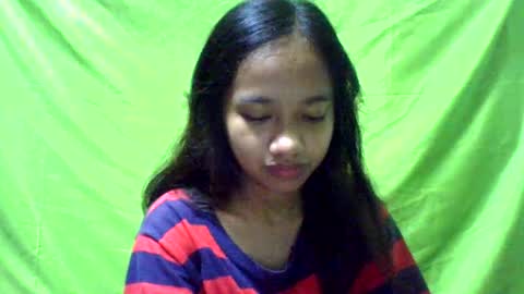 Snapshot of ursexydoll18 chatting on January 14, 12:43 am Darlyn room online show from January 14, 12:43 am
