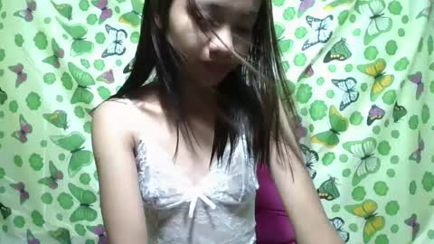 Snapshot of ursexydoll18 chatting on February 23, 6:17 am Darlyn room online show from February 23, 6:17 am
