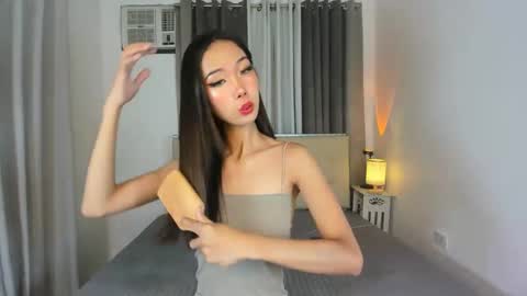 urslutgwen69 online show from December 2, 9:35 am