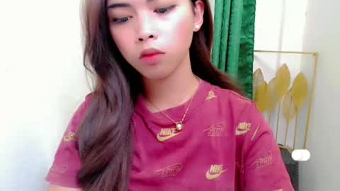 Snapshot of urslutty_jasmine chatting on April 11, 2:10 pm jasmine online show from April 11, 2:10 pm