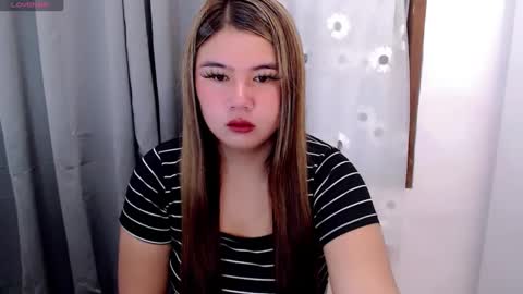 Snapshot of ursweet_ashley chatting on January 10, 10:36 pm online show from January 10, 10:36 pm