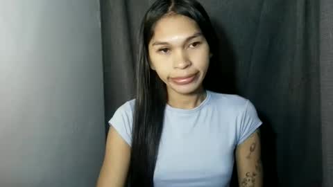 Snapshot of ursweet_zeviixx chatting on June 10, 8:24 am ursweet_zeviixx online show from June 10, 8:24 am