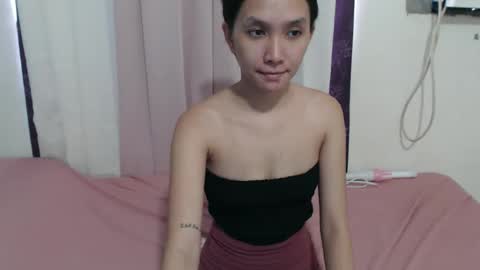 Hennesybabe online show from January 18, 2:48 am