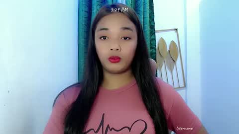 Snapshot of ursweetrica69 chatting on February 2, 7:29 am ursweetrica69 online show from February 2, 7:29 am