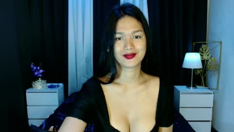 Snapshot of urthai_hotfilipinax chatting on March 7, 11:49 pm angel online show from March 7, 11:49 pm