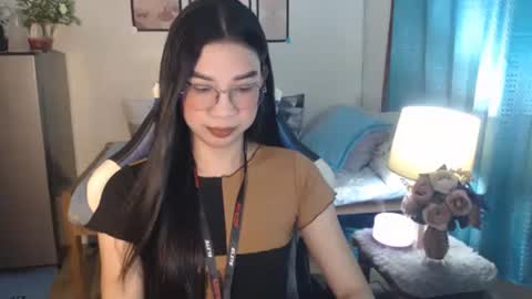 Snapshot of urwetasianprincessxx chatting on February 28, 11:14 am Ashley Kate Mateo Gray online show from February 28, 11:14 am