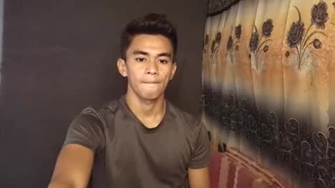 urwild_fuckerxx online show from March 14, 9:37 am