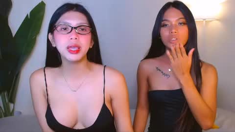 urwildest_margaret online show from May 7, 6:24 pm