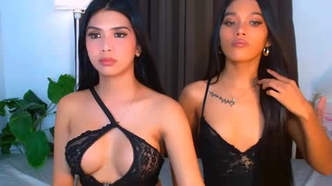 urwildest_margaret online show from June 4, 12:11 pm