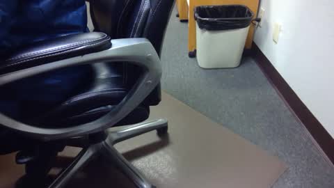 Snapshot of useemie chatting on January 3, 8:22 pm useemie online show from January 3, 8:22 pm