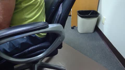 Snapshot of useemie chatting on September 12, 7:58 pm useemie online show from September 12, 7:58 pm