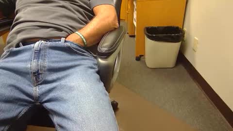 Snapshot of useemie chatting on September 30, 6:13 pm useemie online show from September 30, 6:13 pm