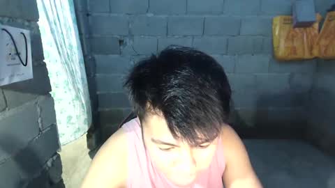 Snapshot of utsukushi591850 chatting on January 13, 12:02 pm debby online show from January 13, 12:02 pm