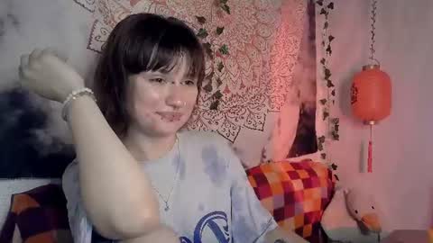 Snapshot of uwujudyosas chatting on July 22, 10:23 pm Judy online show from July 22, 10:23 pm