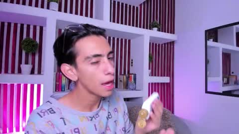 UYUKIE online show from November 4, 12:04 pm