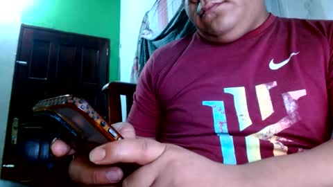 uzaki_007 online show from August 2, 1:48 am