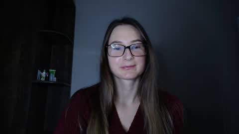 Snapshot of va_len_sea_ya chatting on April 5, 6:16 pm Valensiya online show from April 5, 6:16 pm