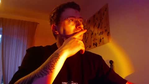 vacation__ online show from February 14, 4:31 pm