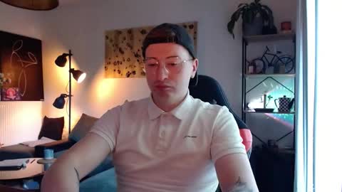 vacation__ online show from September 23, 2:31 pm